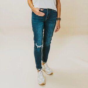 *NEW* Vervet Erika Mom Jeans